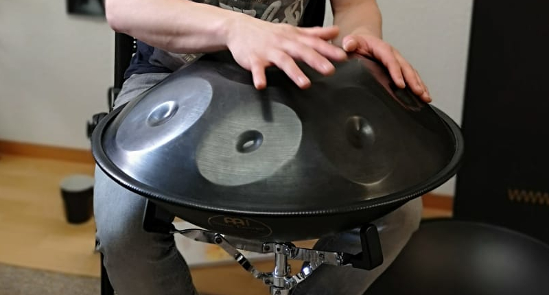 Schlagwerk Handpan Kurde